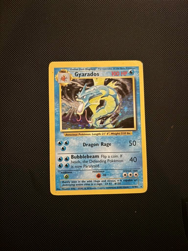 Gyarados Base Set 6/102, Hobby en Vrije tijd, Verzamelkaartspellen | Pokémon, Ophalen of Verzenden, Zo goed als nieuw