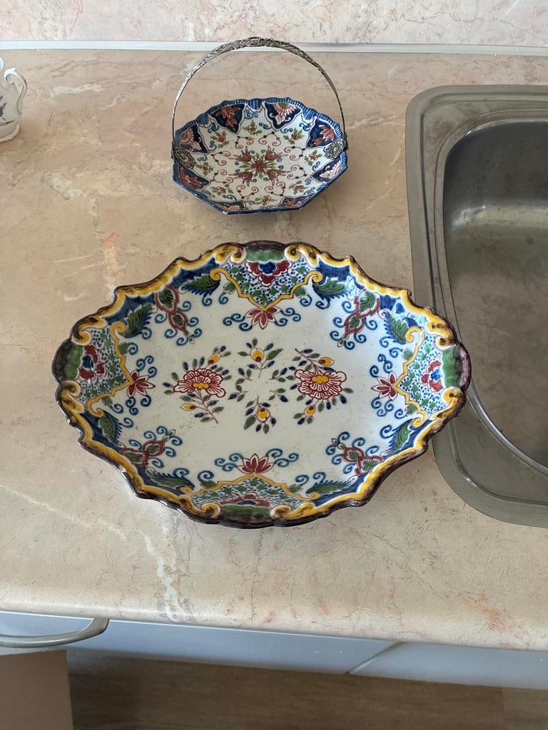 Makkum Aardewerk Schaal en Mandje - Handgeschilderd, Ophalen