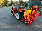 Kubota mini tractor met 6m veldspuit - Ideaal voor kleine pe, Ophalen, Akkerbouw, Gewasbescherming en Bemesting