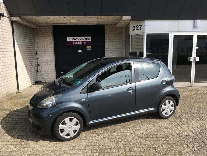 Toyota Aygo 1.0-12V Cool / 5 DEURS / ZUINIG / KM+NAP / METAL, Auto's, Toyota, Bedrijf, Te koop, Aygo, ABS, Airbags, Airconditioning