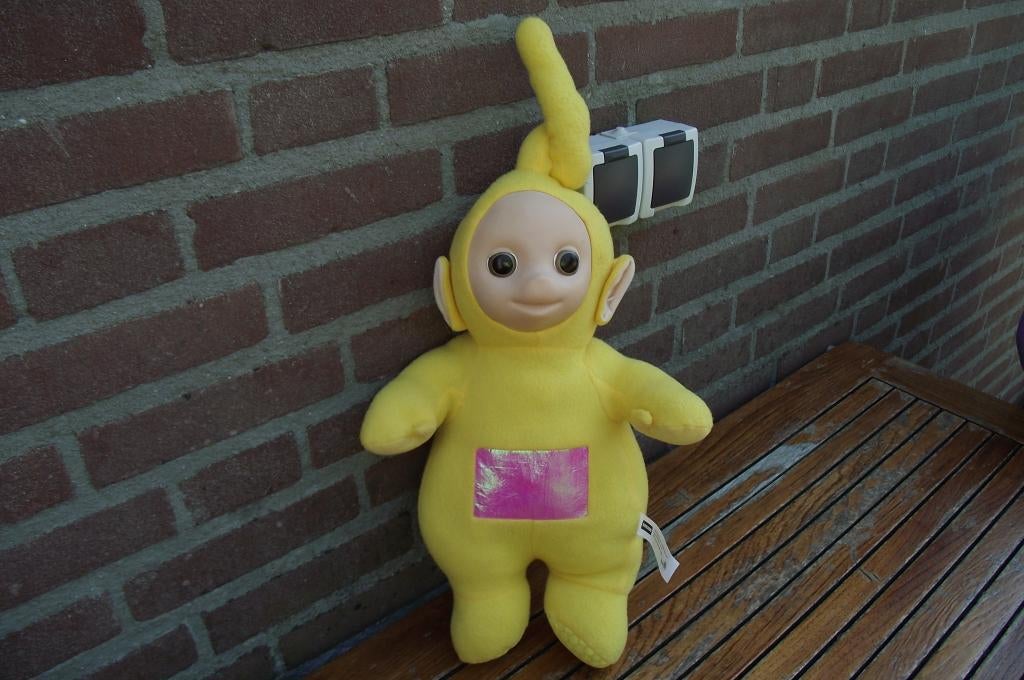 BBC RAGDOLL WORLDWIDE LIMITED TELETUBBIES POPJE LAL, Ophalen of Verzenden, Nieuw, Overige typen
