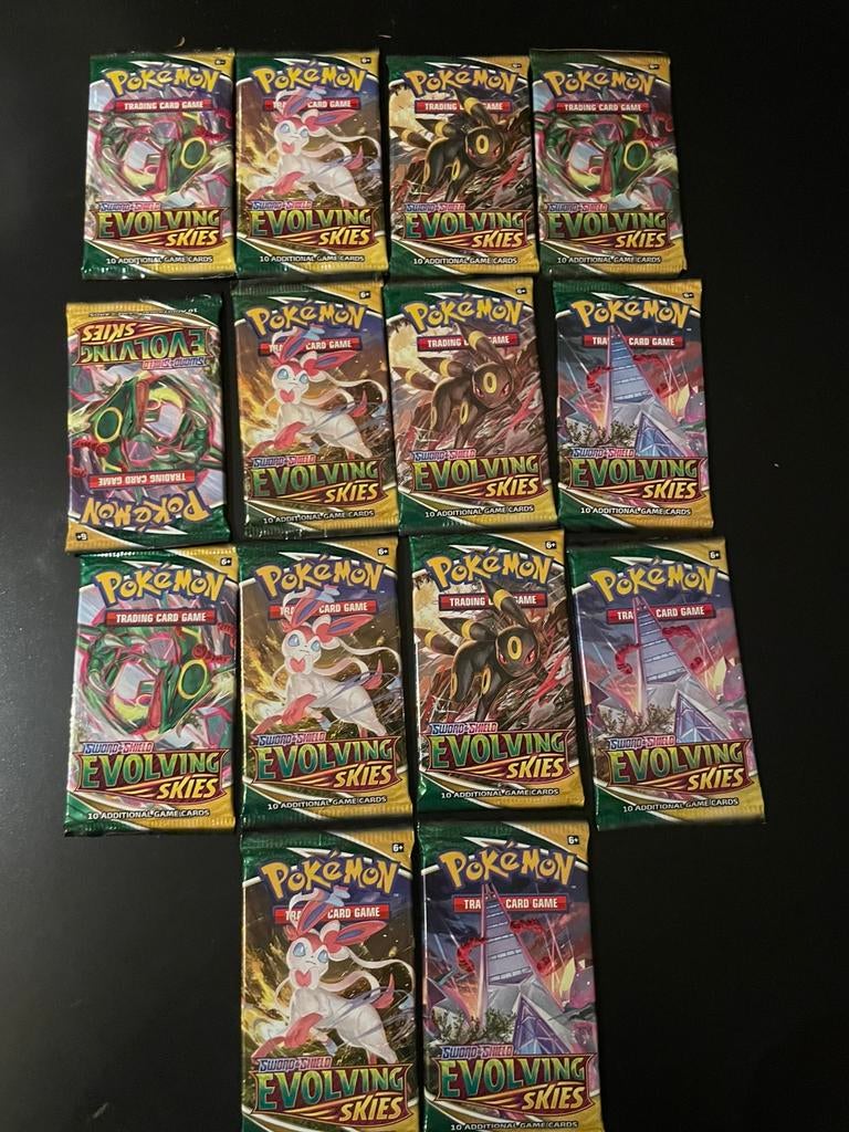 Pokemon evolving skies 14 booster packs, Ophalen of Verzenden, Zo goed als nieuw, Booster