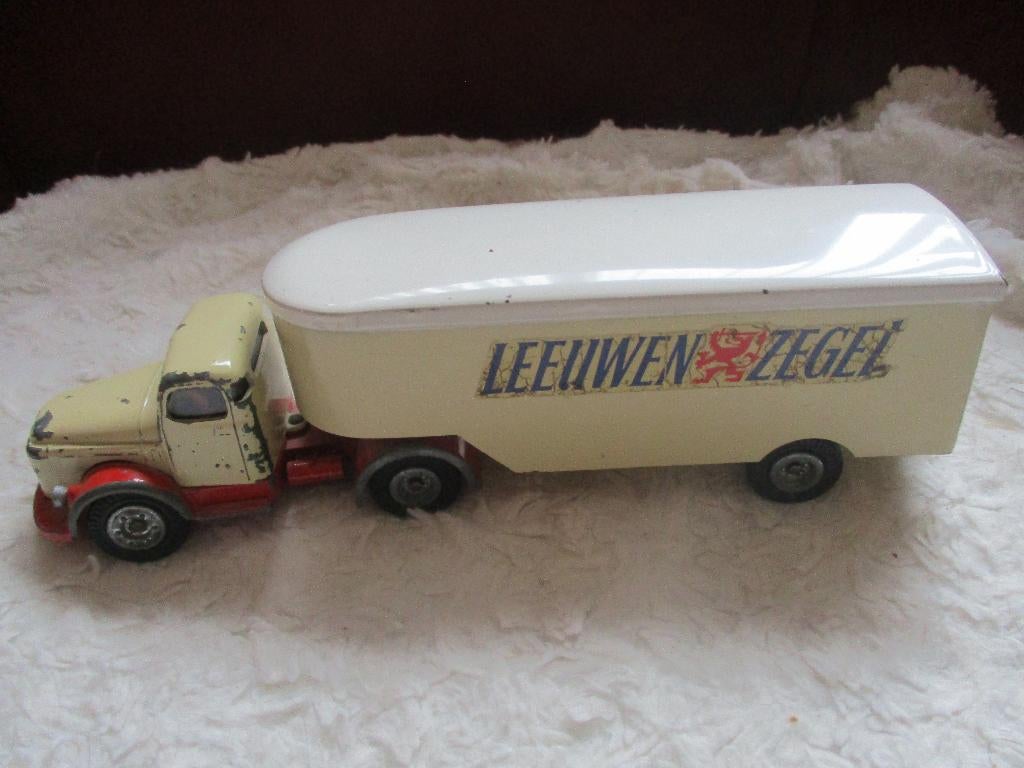 Tekno Denmark Volvo truck Leeuwenzegel, Ophalen of Verzenden, Gebruikt, Bus of Vrachtwagen, Overige merken