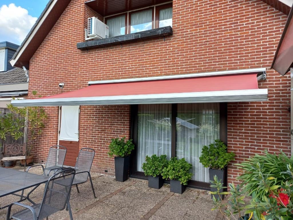 Knikarm zonnescherm, Ophalen, Gebruikt, 150 tot 300 cm, 250 cm tot 450 cm