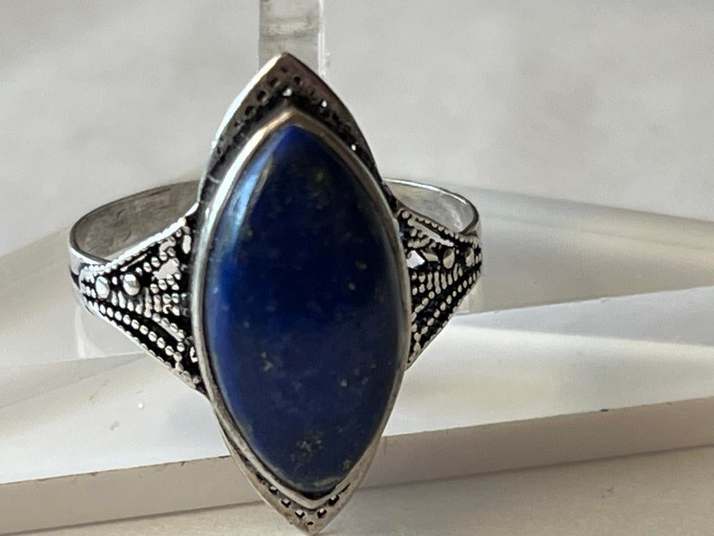 Zilveren ring met Lapis Lazuli, maat 18, 18 tot 19, Zo goed als nieuw, Met edelsteen, Dame