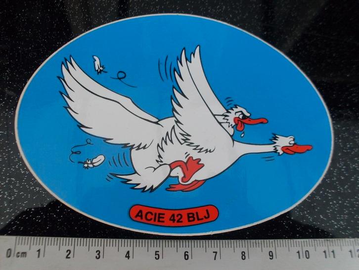 sticker 42 Bataljon Limburgse Jagers (42 BLJ) parende ganzen, Verzamelen, Stickers, Zo goed als nieuw, Bedrijf of Vereniging, Verzenden