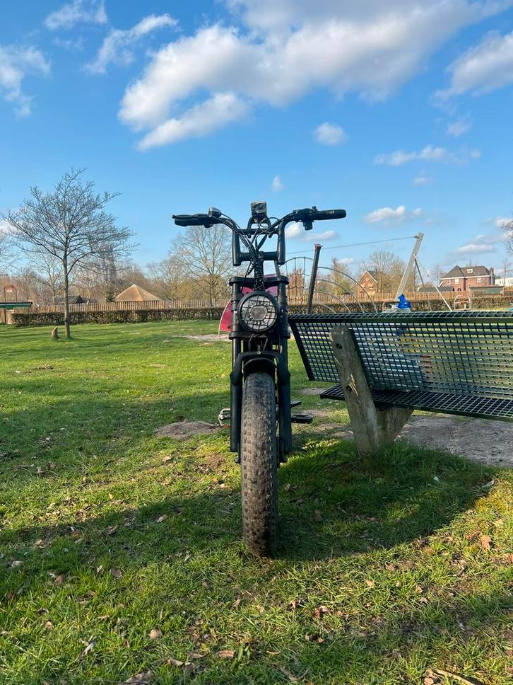 Fitbike met twee snelheden (defecte remmen/gaspedaal), Fietsen en Brommers, Elektrische fietsen, Gebruikt, Overige merken, Ophalen of Verzenden