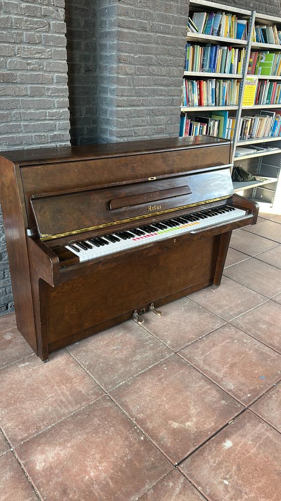 Sjouwhulp gezocht – piano naar lift + boven Amsterdam, Verhuizen binnen Nederland