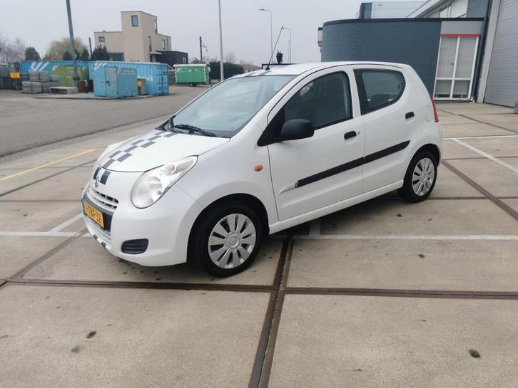 Suzuki Alto 1.0 Bj 2014 airco apk nap eleck.pakket !!, Auto's, Suzuki, Bedrijf, Alto, ABS, Airbags, Airconditioning, Centrale vergrendeling