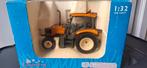 Renault Ergos 100 Universal Hobbies, Ophalen of Verzenden, Zo goed als nieuw, Tractor of Landbouw, Universal Hobbies