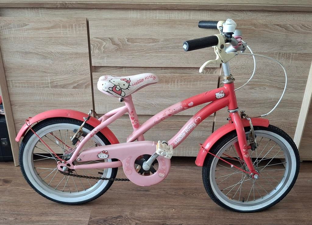 Hello Kitty meisjesfiets 16 inch, Fietsen en Brommers, Fietsen | Meisjes, Ophalen, Gebruikt, Hello Kitty, Handrem