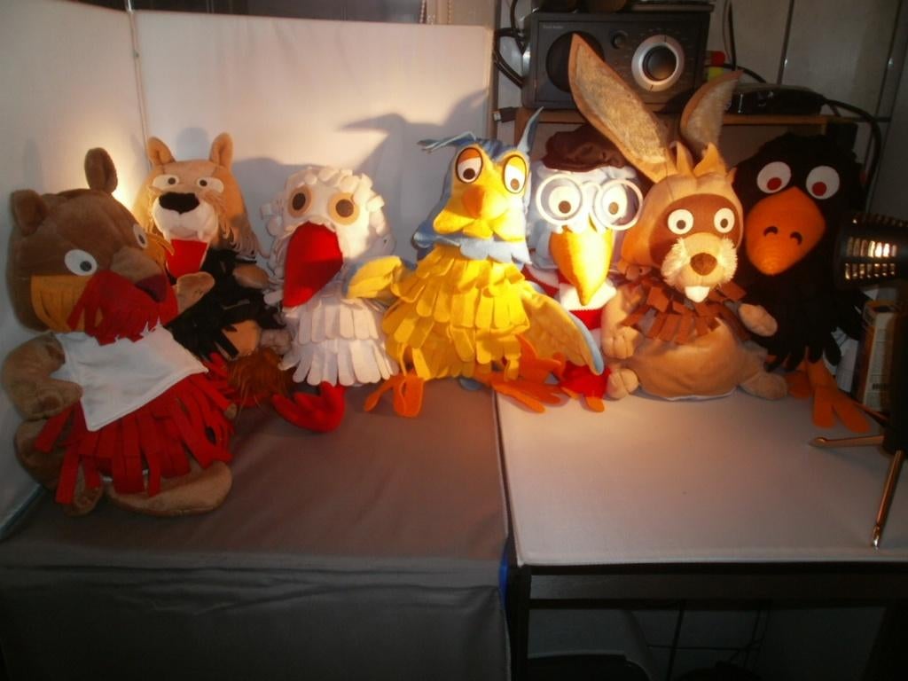 fabeltjeskrant handpoppen ah Velours meneer de uil bever en, Ophalen of Verzenden, Zo goed als nieuw, Overige typen