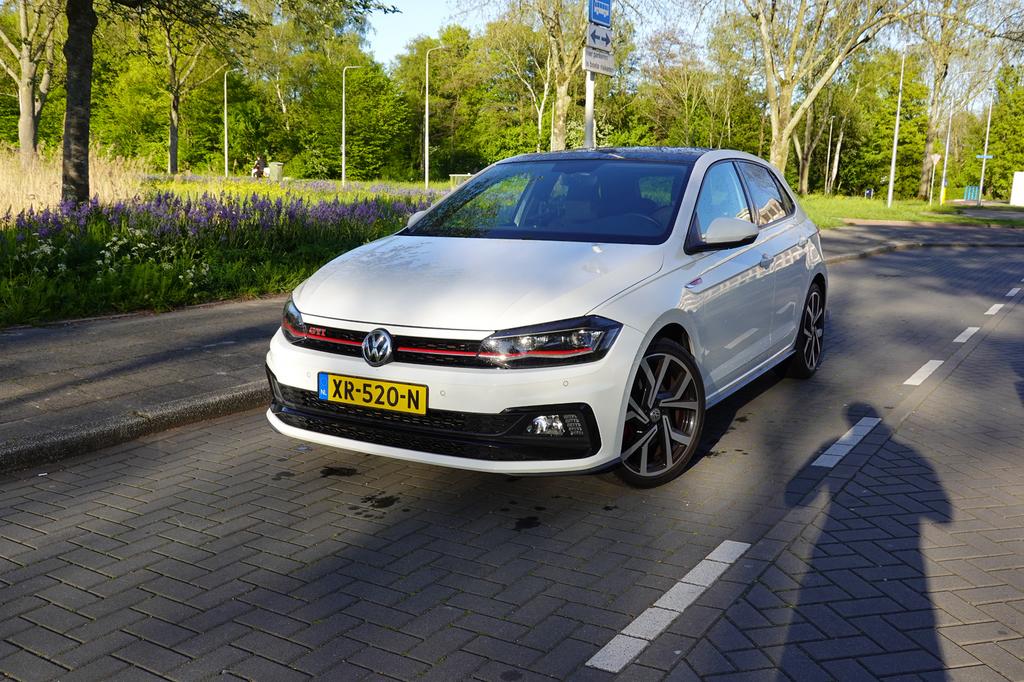 Volkswagen Polo 2.0 TSI 200pk 6-DSG | Dealer Onderhouden, Euro 5, 4 cilinders, 1984 cc, Wit