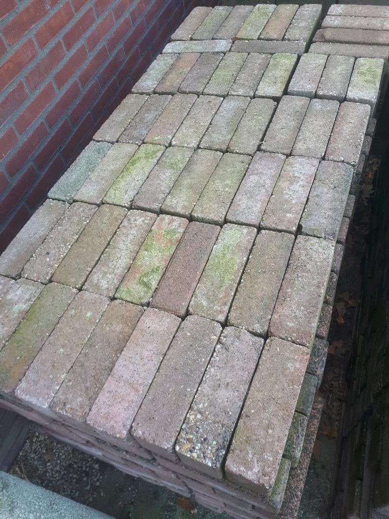 Beton klinkers en tegels, Ophalen, Gebruikt, Klinkers, 10 m² of meer