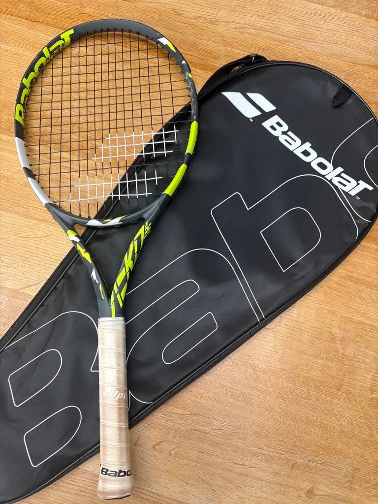 Babolat junior 26 tennisracket - 240 gr, grip L0, Ophalen of Verzenden, Zo goed als nieuw, Racket, L3
