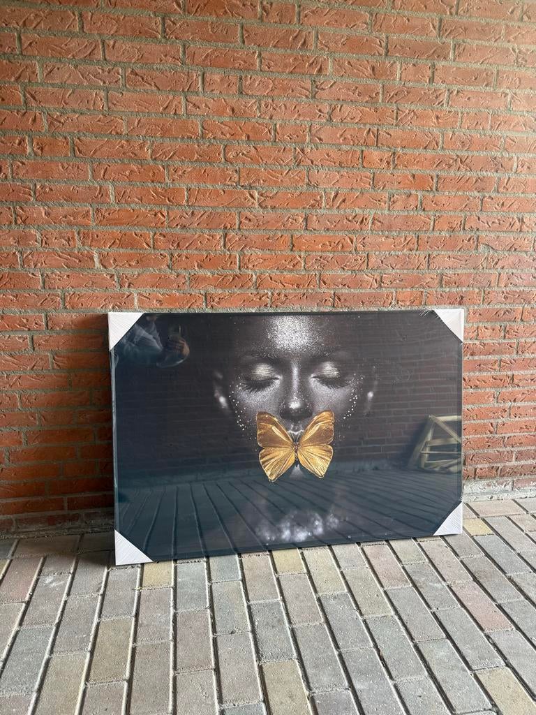 PTMD Glas Schilderij Nieuw - Vrouw met Gouden Vlinder 120x80, Ophalen