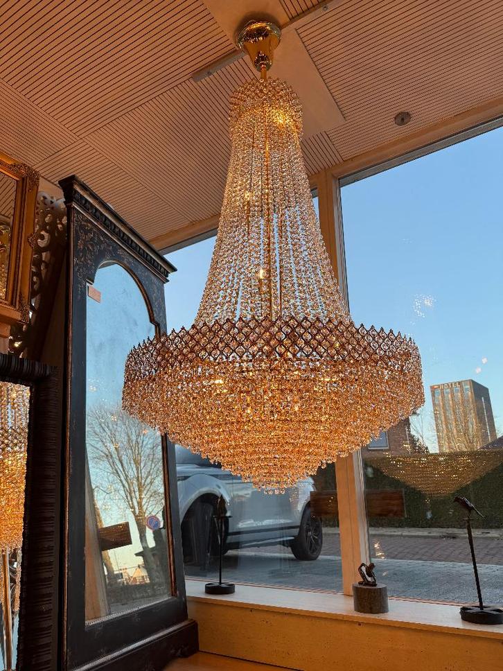 MEGA Zakkroon vol met écht kristal - in GOUD - AANBIEDING, Huis en Inrichting, Lampen | Kroonluchters, Nieuw, Metaal, Overige materialen