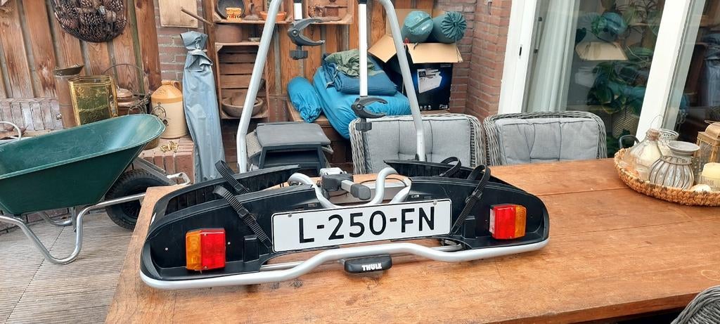 Thule fietsendrager voor 2 e-bikes,, Auto diversen, Fietsendragers, Ophalen of Verzenden, Zo goed als nieuw, Trekhaakdrager