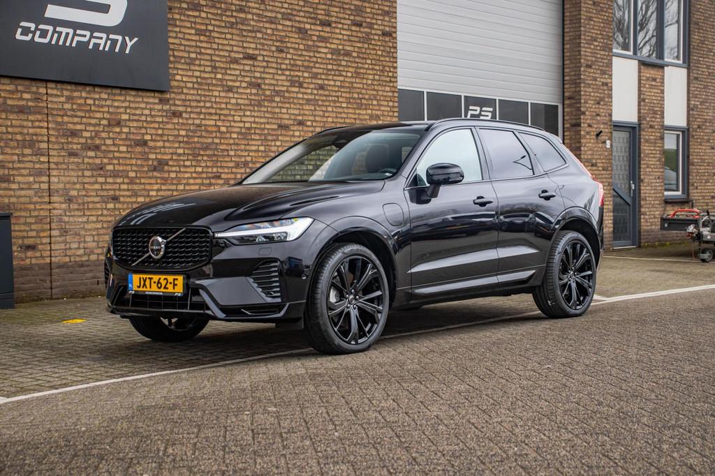 Volvo XC60 2.0 T6 Plug-in hyb.AWD Ultra Dark, BTW, Pano, H&K, 12 maanden, Gebruikt, 4 cilinders, Verwarming stoelen achter