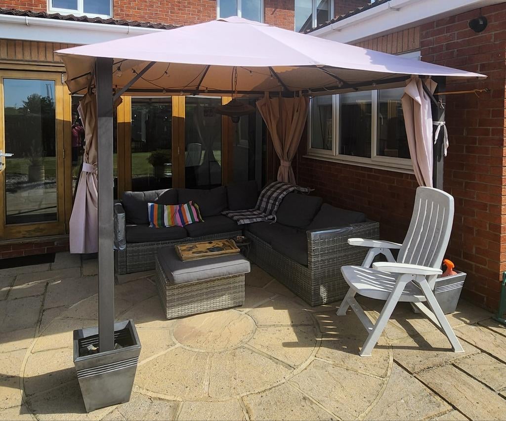 Partytent / gazebo 3x3m met gordijnen en nieuw dak, Tuin en Terras, Partytenten, Ophalen, Gebruikt, Partytent, Minder dan 4 meter