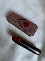 Antiek Snor Borsteltje in Etui - Schildpad Look, Antiek en Kunst, Ophalen of Verzenden