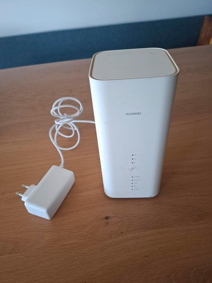 Huawei B818-263 (4G Router 3 Prime) - Cat19, Computers en Software, Routers en Modems, Zo goed als nieuw, Ophalen of Verzenden