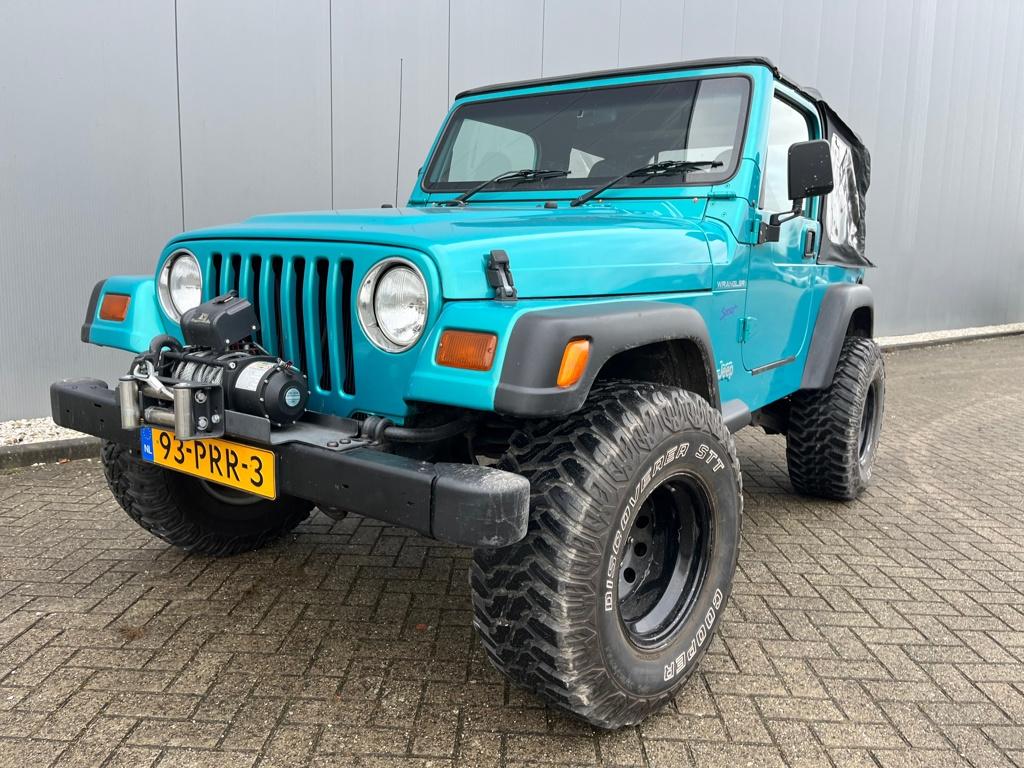 Jeep Wrangler 2.5i Softtop/ UNIEK MOOI !, Auto's, Jeep, Euro 2, Gebruikt, 118 pk, 4 cilinders