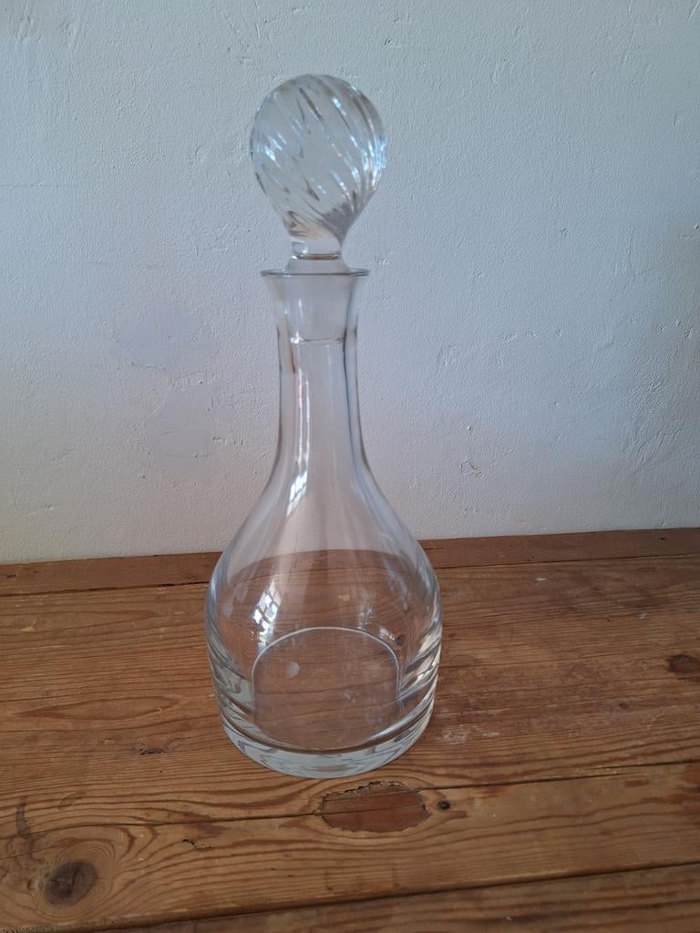 Elegante loodglazen karaf met spiraalvormige stop, Antiek en Kunst, Ophalen