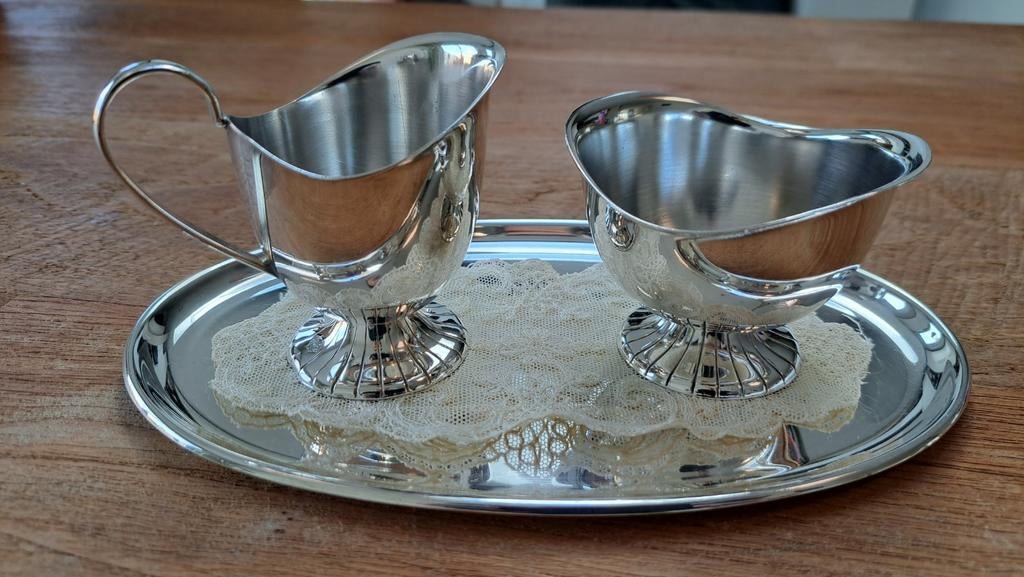 Verzilverde melk- en suiker set Douwe Egberts, Antiek en Kunst, Antiek | Goud en Zilver, Ophalen of Verzenden, Zilver