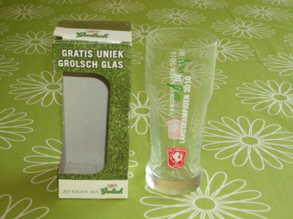 Grolsch glas + doosje FC Twente - op de landskampioen 2010, Verzamelen, Ophalen of Verzenden, Zo goed als nieuw, F.C. Twente, Overige typen