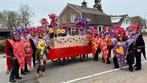 Loopgroep 20+ pers. Feest-slinger !, Ophalen, Gedragen, Maat 42/44 (L), Carnaval