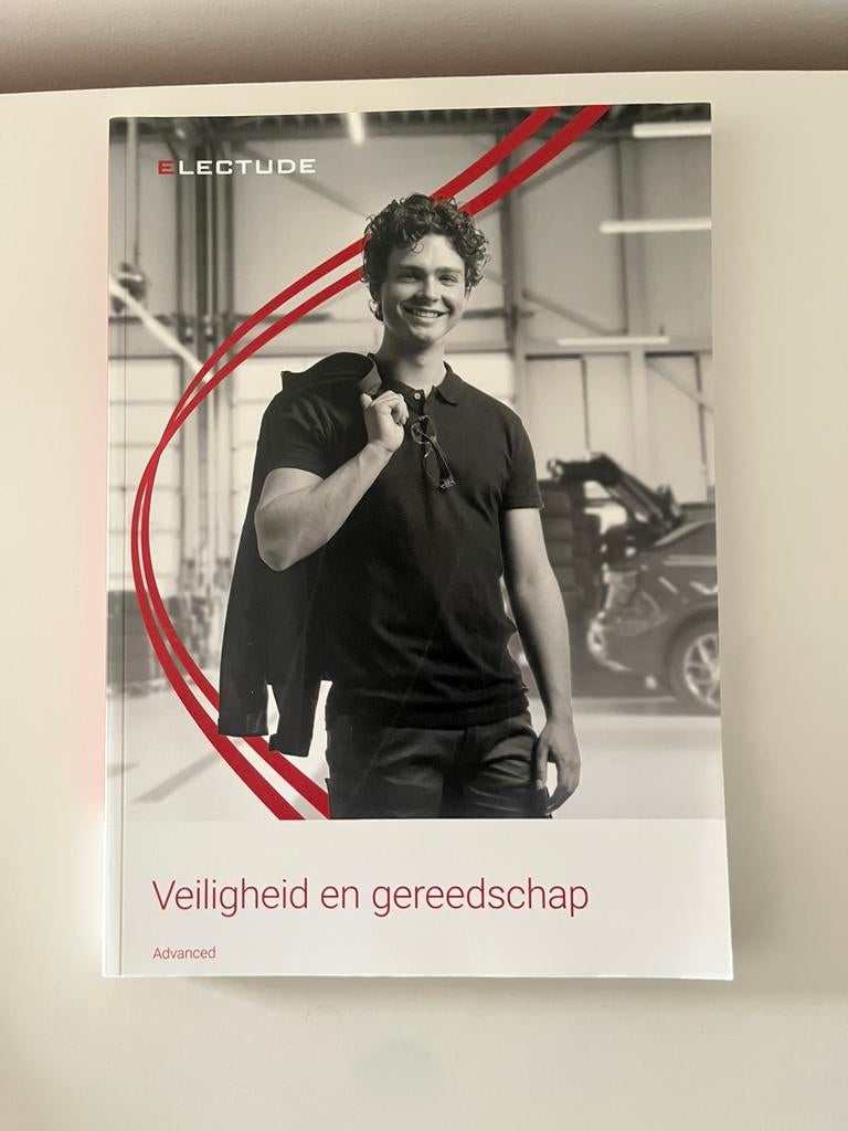 Electude Veiligheid en gereedschap advanced, Boeken, Schoolboeken, Ophalen, Electude Development, Nieuw, Nederlands