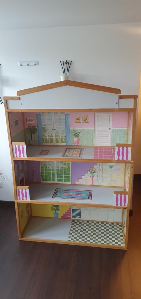 Barbie huis, Kinderen en Baby's, Speelgoed | Poppenhuizen, Ophalen of Verzenden, Zo goed als nieuw, Poppenhuis