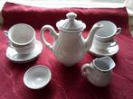 Oud kinderserviesje. Porselein. Zilverlijn. Douwe Egberts, Ophalen of Verzenden, Gebruikt