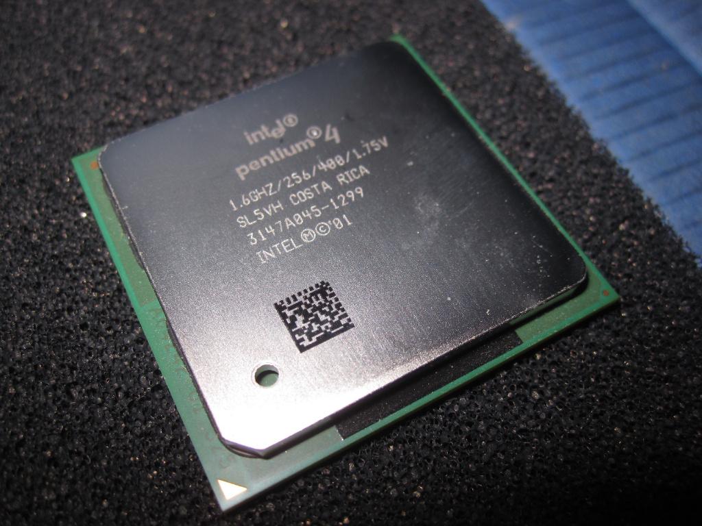 Intel Pentium 4 1,6GHZ Costa Rica, Computers en Software, Processors, Minder dan 2 Ghz, Ophalen of Verzenden, Zo goed als nieuw