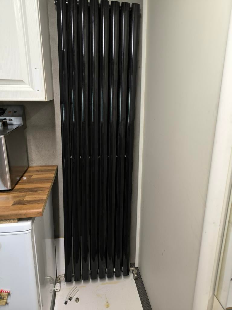 Hudson Reed Revive Design Radiator 178x47cm Zwart Hoogglans, Gebruikt, Radiator, Minder dan 60 cm, Ophalen of Verzenden