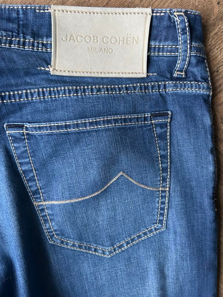 Jacob Cohen Bard jeans maat 34, ingekort, Kleding | Heren, Spijkerbroeken en Jeans, Ophalen of Verzenden, Zo goed als nieuw, Blauw