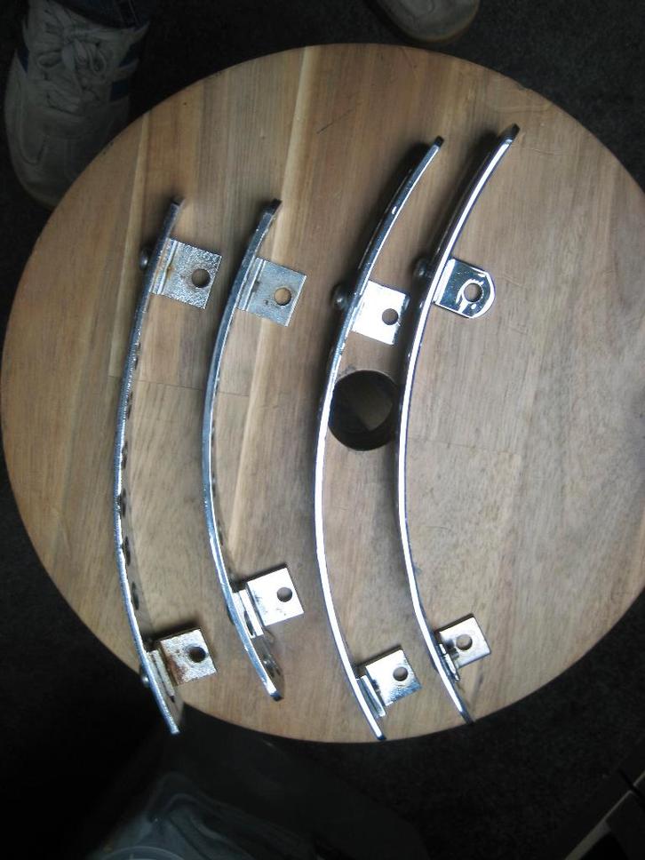 Bevestigingsrail marching snare (4stuks), Muziek en Instrumenten, Instrumenten | Onderdelen, Gebruikt, Drums of Percussie, Ophalen of Verzenden