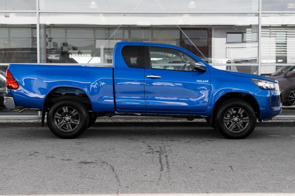 Toyota HiLux 2.4 D-4D Xtra Cab Challenger BPM-VRIJ OP NL KEN, Auto's, Toyota, Automaat, Gebruikt, Euro 6, 4 cilinders