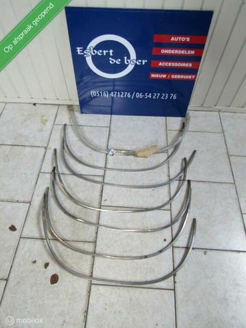 Sierlijst spatbord wielkuiplijst opel manta A en veel delen beschikbaar voor biedingen