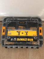 DEWALT DCK211D2T 10.8V Schroefmachine, Ophalen, Gebruikt, Variabele snelheid, Boor- en Schroefmachine