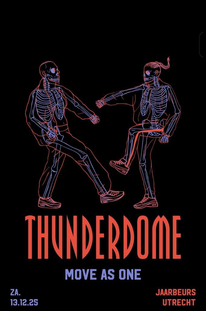 THUNDERDOME Diehard/Hotel package, Cd's en Dvd's, Dvd's | Cabaret en Sketches, Zo goed als nieuw, Stand-up of Theatershow, Alle leeftijden