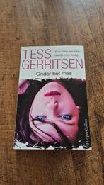 Tess Gerritsen - Onder het mes (nette staat), Ophalen of Verzenden