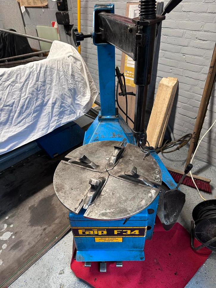 Faip F34 Banden Demonteer Machine 380/220V, Auto diversen, Autogereedschap, Gebruikt, Ophalen