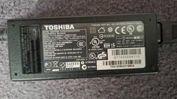 Toshiba oplader beschikbaar voor biedingen