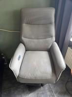 Electrische fauteuil. Half jaar oud. Bon aanwezig., Huis en Inrichting, Fauteuils, Ophalen, Zo goed als nieuw