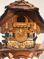 Koekoeksklok Hettich Uhren, Ophalen