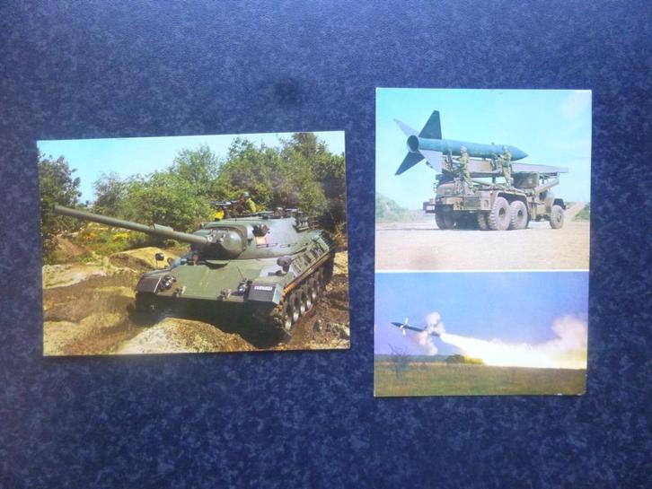 MILITAIR  2 stuks Leopard tank en raket grootformaat   B, Verzamelen, Ansichtkaarten | Nederland, Zuid-Holland, Voor 1920, Ophalen of Verzenden