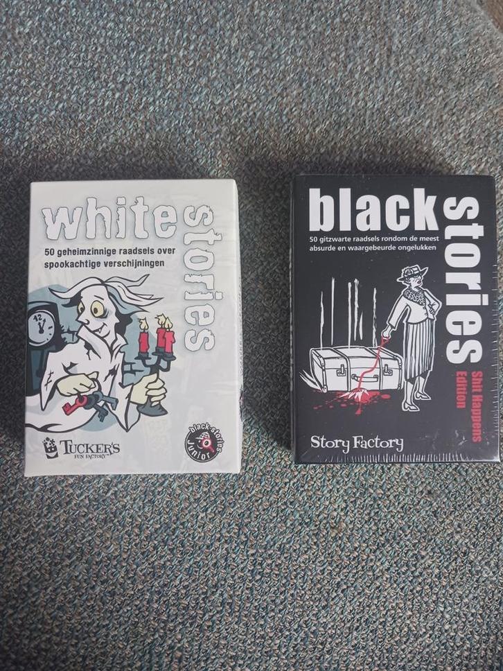 Black Stories  nog in verpakking, white storie compleet, Hobby en Vrije tijd, Gezelschapsspellen | Bordspellen, Zo goed als nieuw