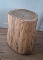 Houten boomstam kruk / bijzettafel, Huis en Inrichting, Ophalen, Zo goed als nieuw